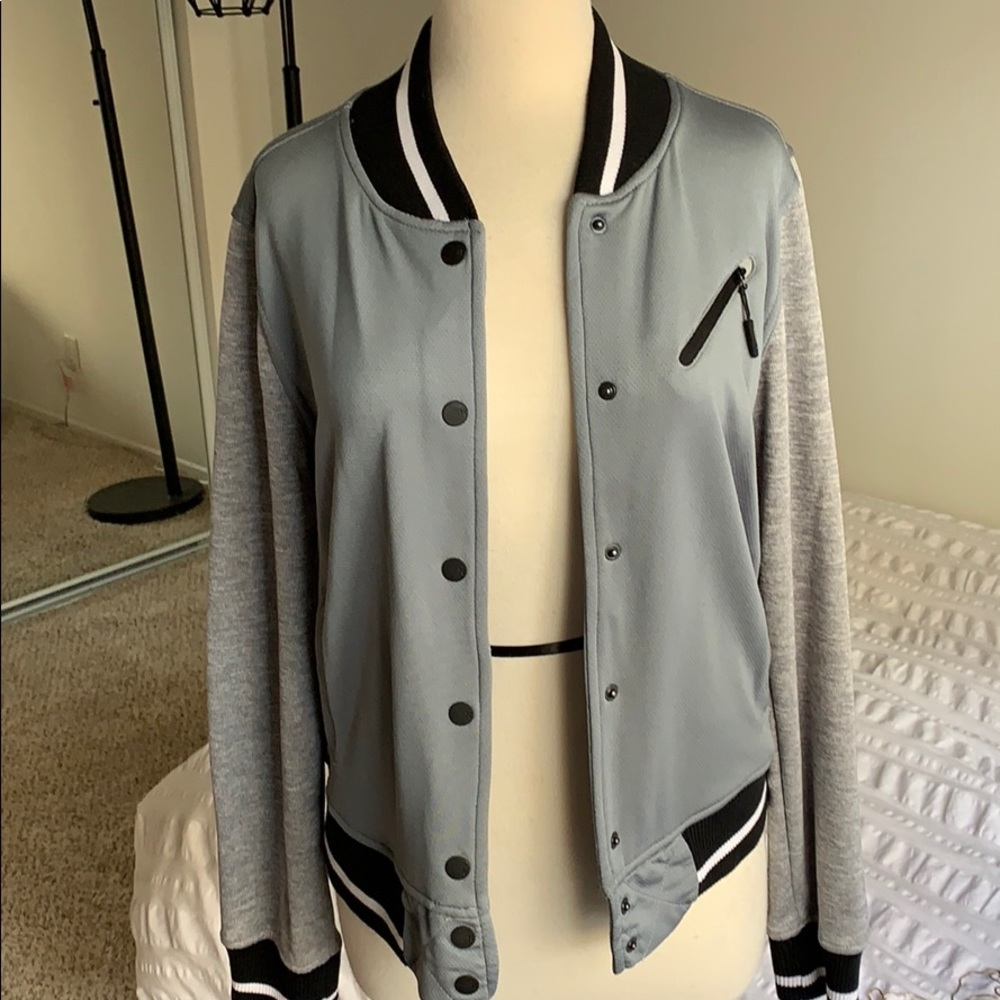 Cool Hurley Jacket - image 2